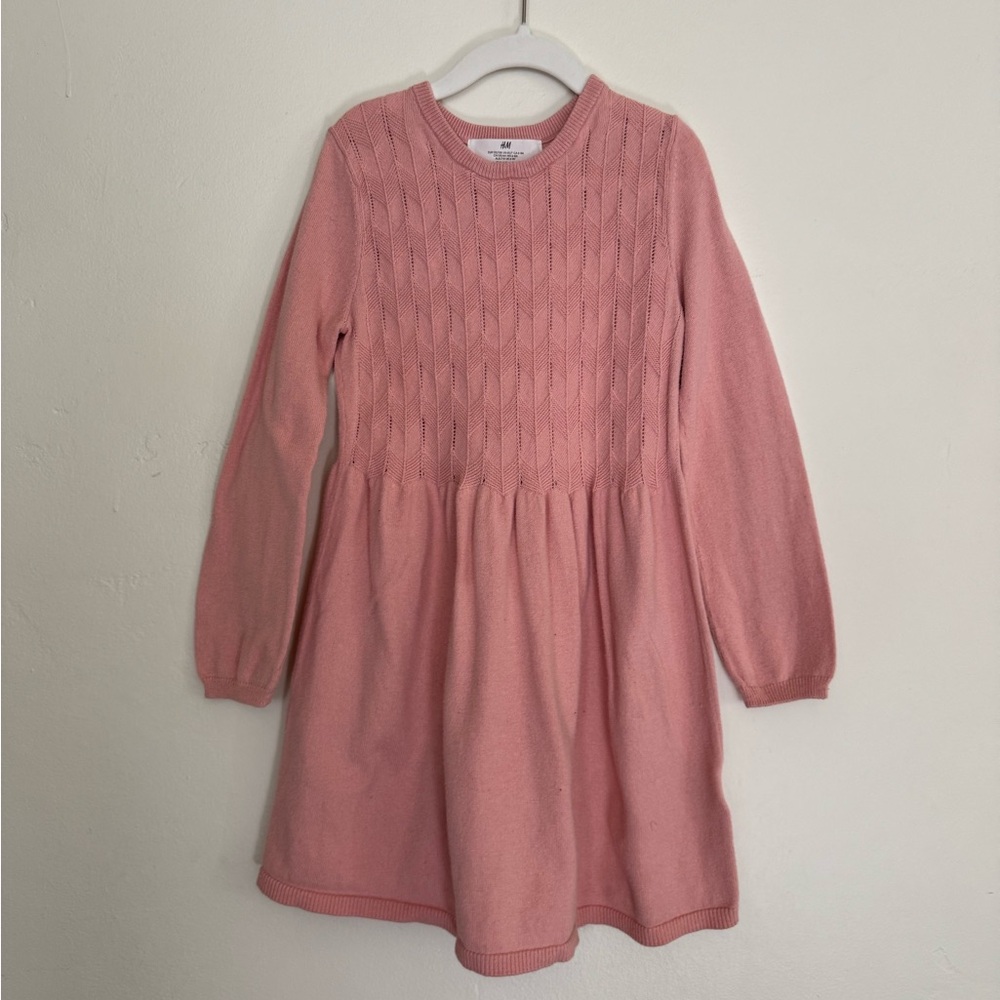 H&M girls pink sweater dress. Size 6-8.